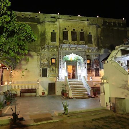 Hotel Radhika Haveli, Mandawa Мандава Экстерьер фото