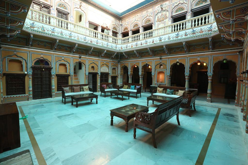 Hotel Radhika Haveli, Mandawa Мандава Экстерьер фото