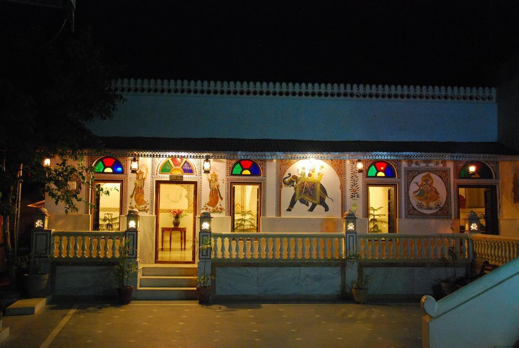 Hotel Radhika Haveli, Mandawa Мандава Экстерьер фото