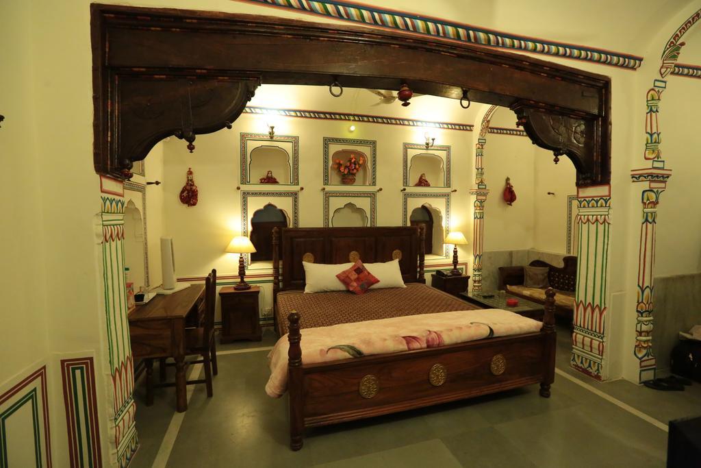 Hotel Radhika Haveli, Mandawa Мандава Экстерьер фото